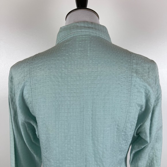 The North Face Button Down Bamboo Shirt - Picture 7 of 13